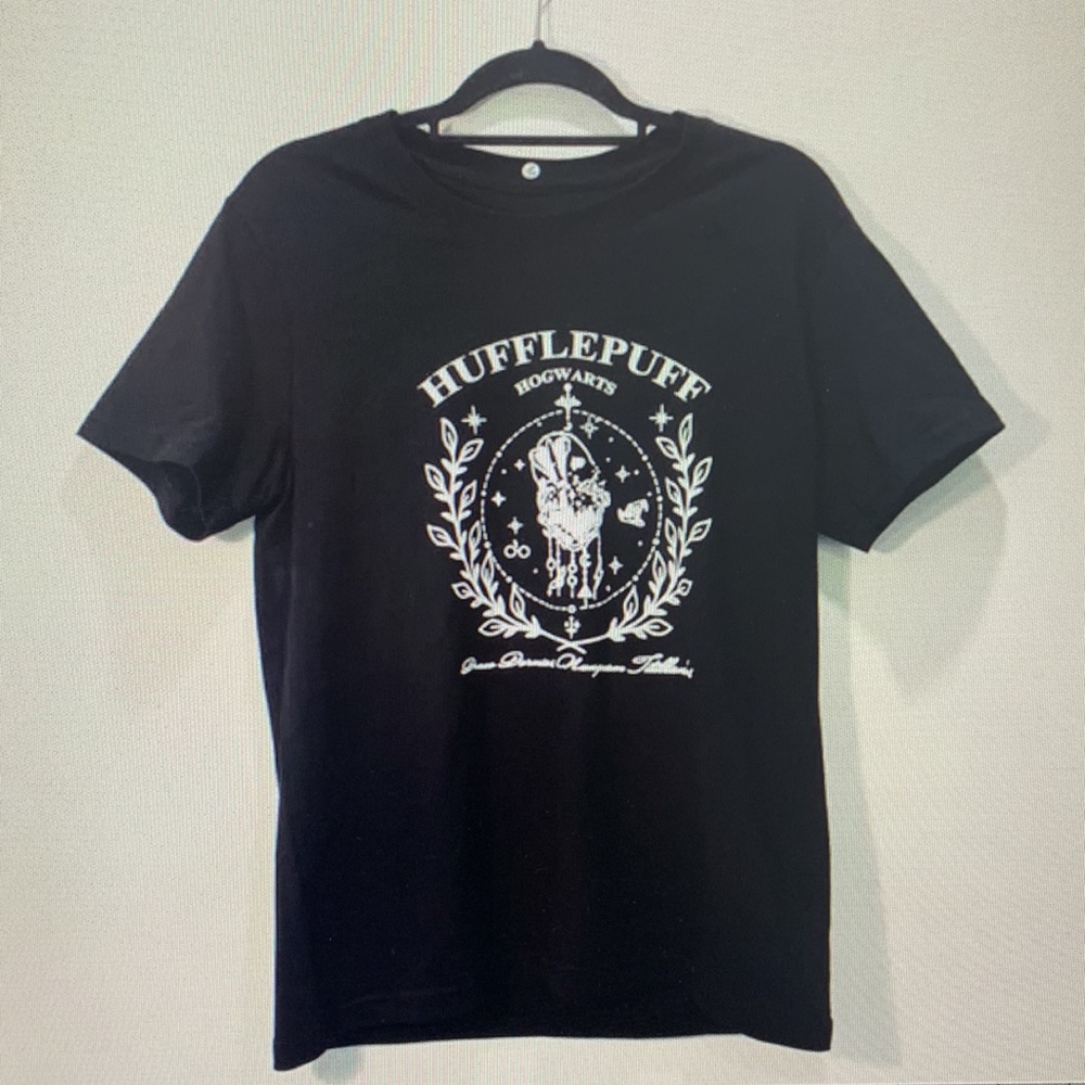 Hufflepuff Hogwarts Women's Black Tee - Picture 2 of 4